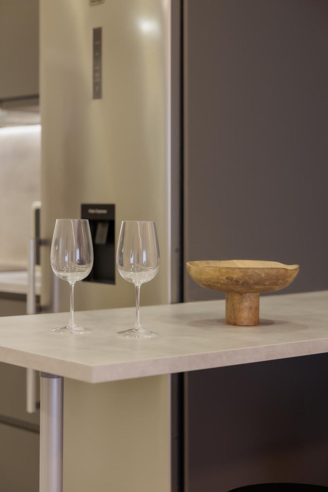 Modern 2Bdr Apt - 2' To Metro - Direct To Acropolis Atenas Exterior foto